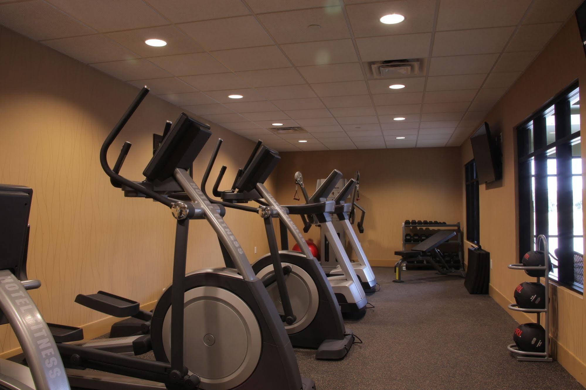Little Missouri Inn & Suites Watford City Buitenkant foto
